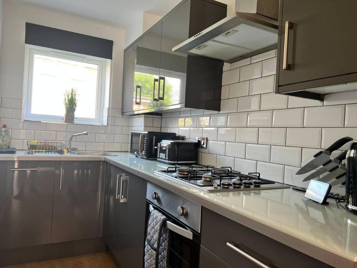 Beautiful 4-Bed House In Lincoln- Close To Centre Exteriör bild