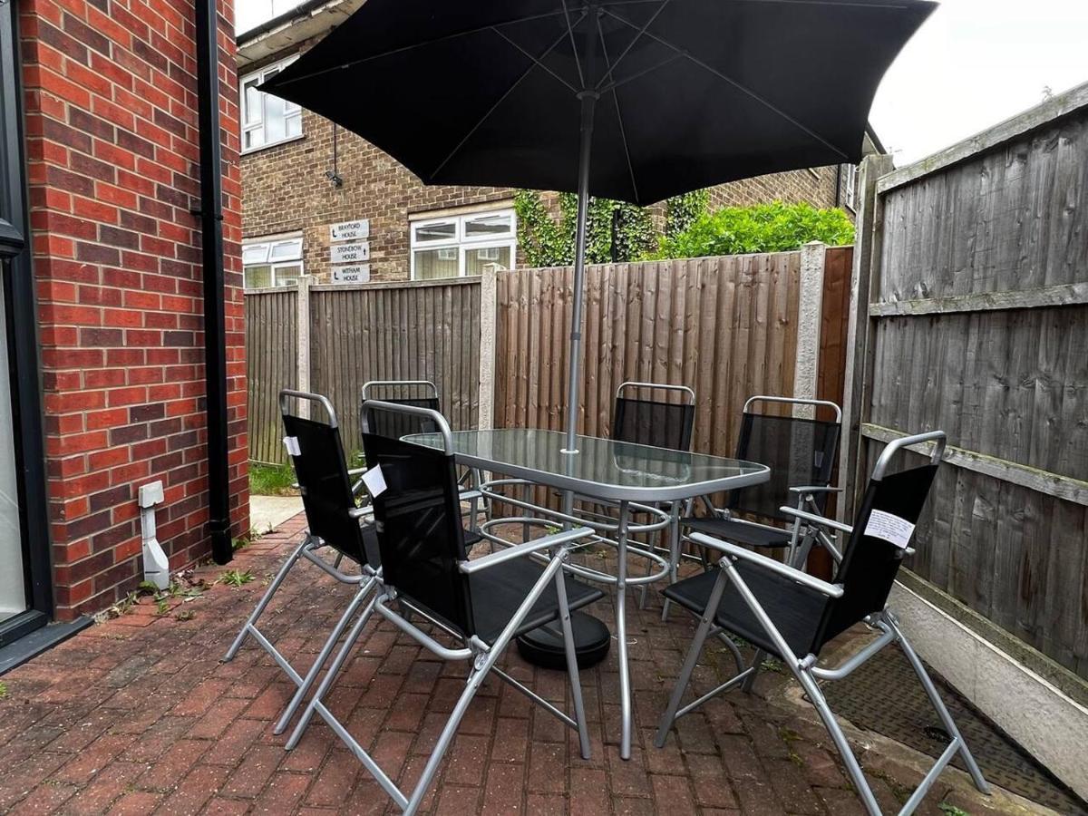 Beautiful 4-Bed House In Lincoln- Close To Centre Exteriör bild